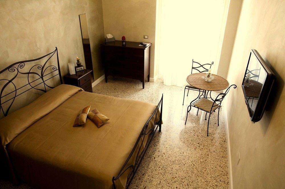 A Class Lecce Bagian luar foto