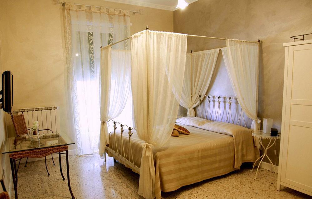 A Class Lecce Bagian luar foto