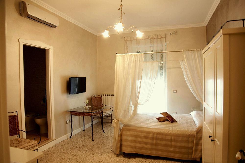 A Class Lecce Bagian luar foto